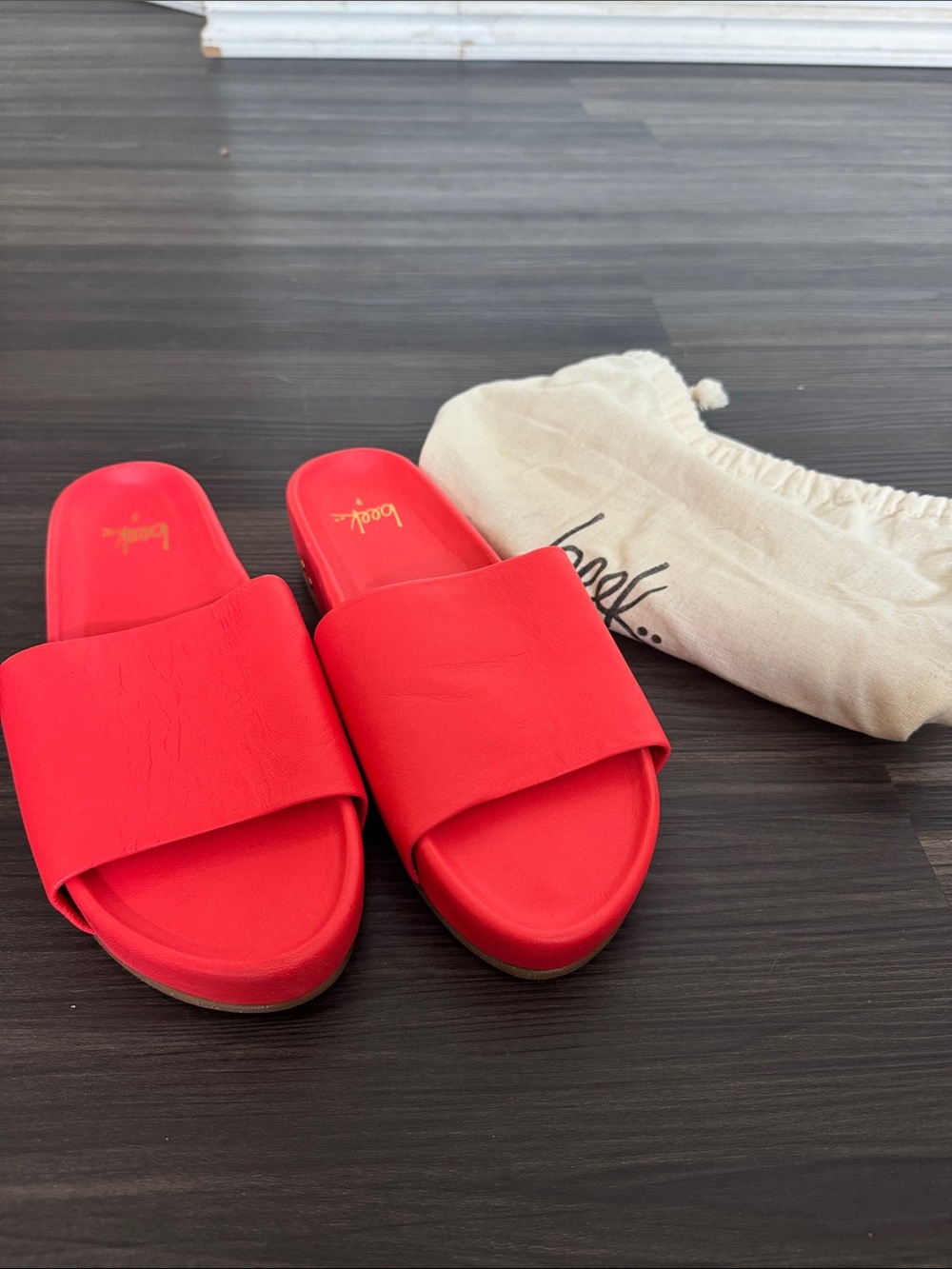 beek Bright Coral Slide Sandals for Women with dust bag